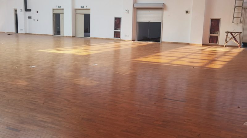 地暖地板厚度，为何软木地板更受青睐？**